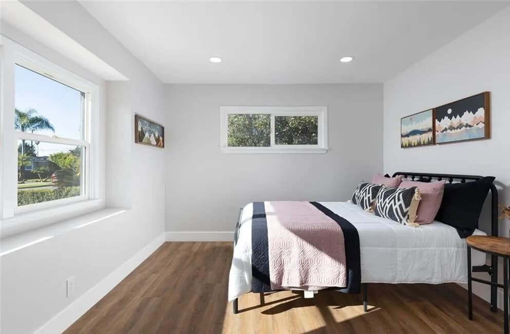 An image of a living room at the connections mental health house in villa park, california